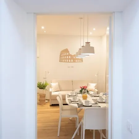 Colosseum Holidays - Three-bedroom Διαμέρισμα Ρώμη