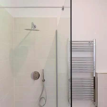 Διαμέρισμα Colosseum Holidays - Three-bedroom Ρώμη