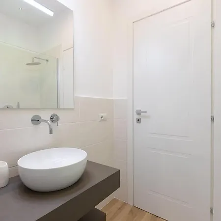 Colosseum Holidays - Three-bedroom Διαμέρισμα *