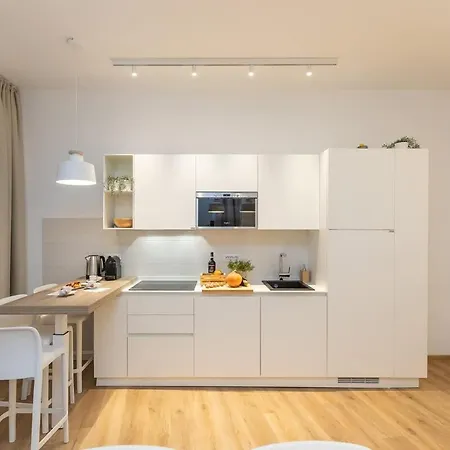 Colosseum Holidays - Three-bedroom Διαμέρισμα