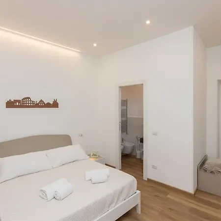 Colosseum Holidays - Three-bedroom * Ρώμη