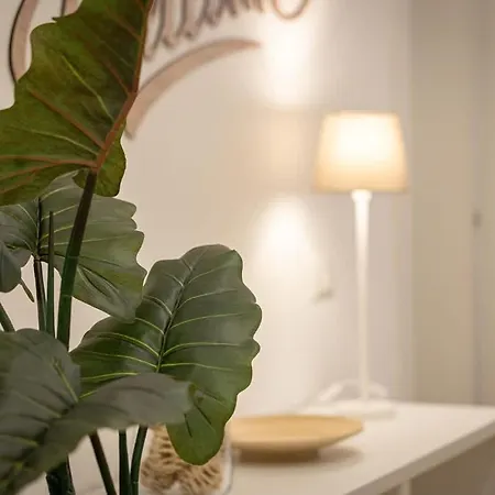 Апартаменты Colosseum Holidays - Three-bedroom *