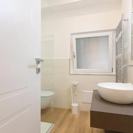 شقة Colosseum Holidays - Three-bedroom *