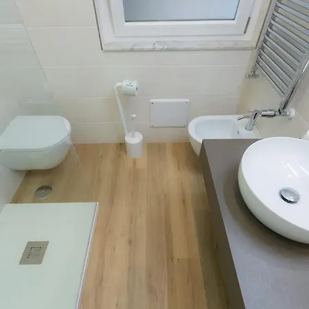 شقة Colosseum Holidays - Three-bedroom روما
