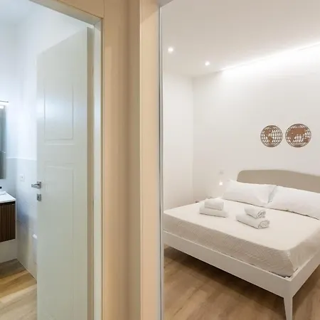 شقة Colosseum Holidays - Three-bedroom *