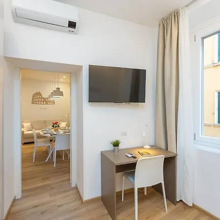 Colosseum Holidays - Three-bedroom *