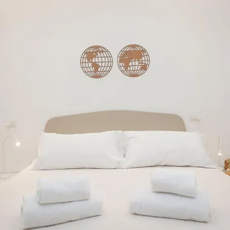 Colosseum Holidays - Three-bedroom شقة *